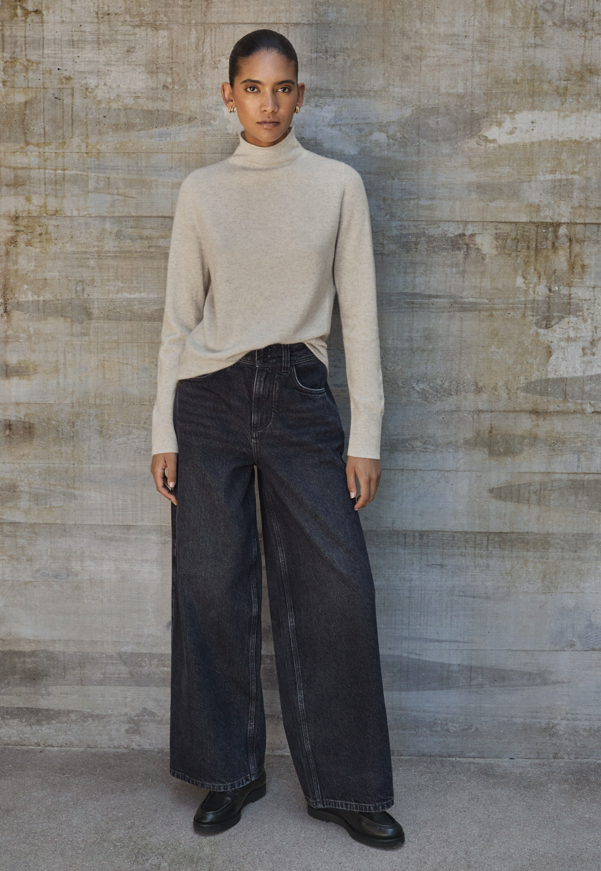 Pullover mit hohem Kragen