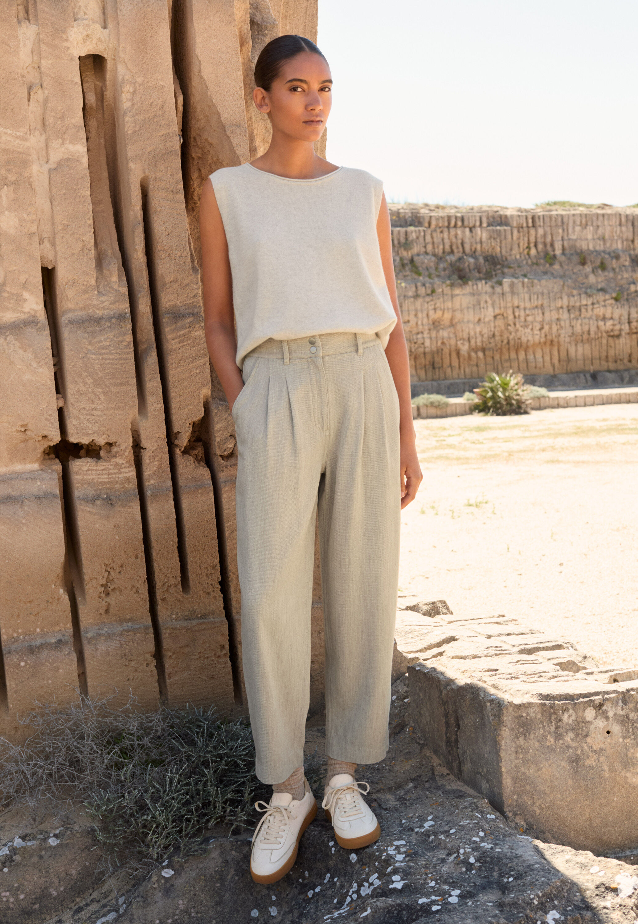 Schmal zulaufende Hose, Rehbraun, large