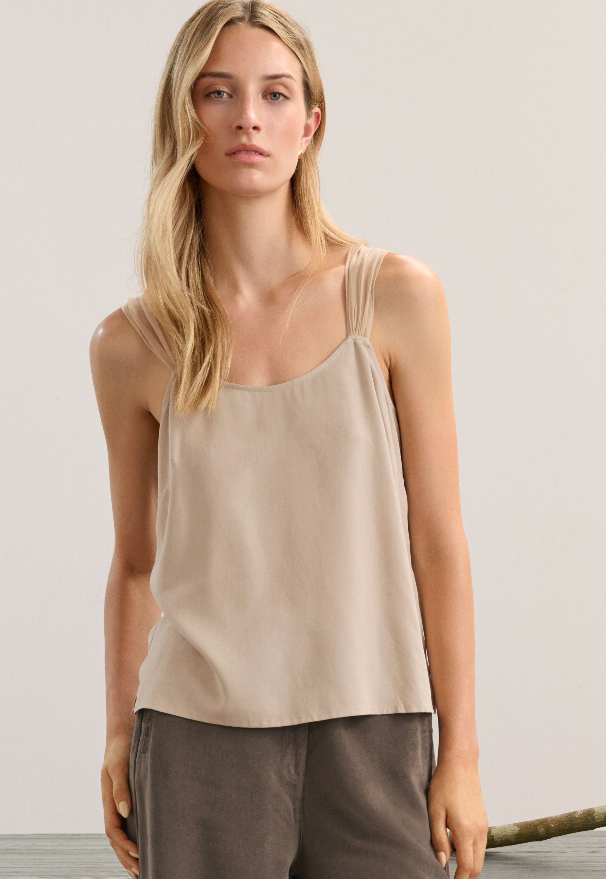 Camisole mit Chiffontr&auml;gern