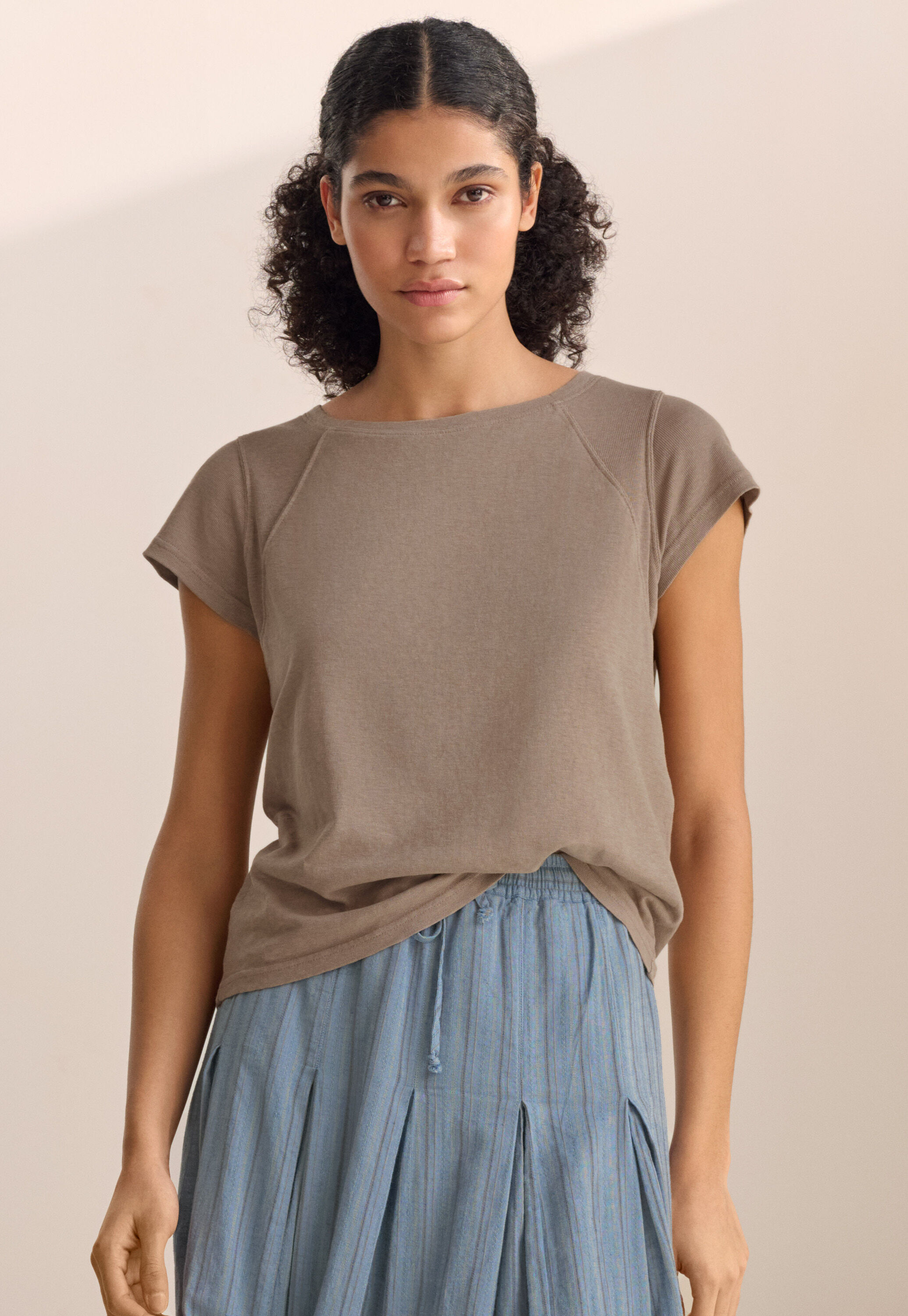 Oberteil mit Raglan&auml;rmeln, Taupe, large