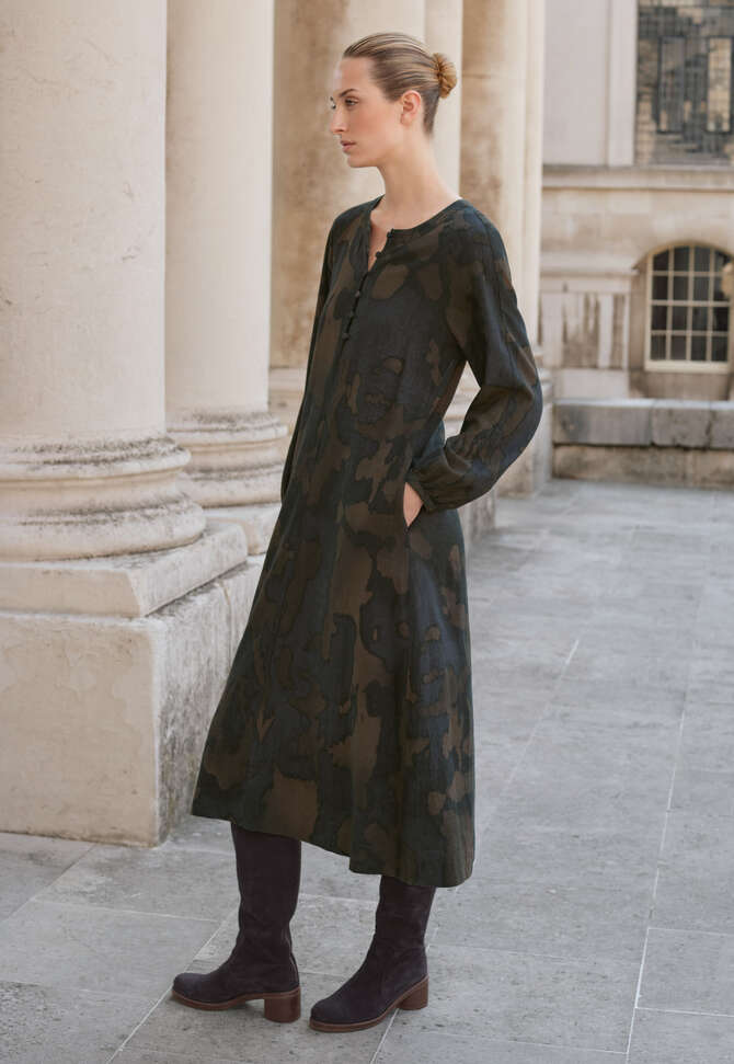 Bedrucktes Kleid mit Rundhalsausschnitt, Tinte/Braun, completeTheLook